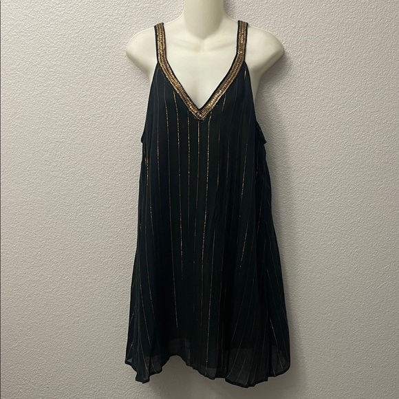 En Creme Dresses & Skirts - En Creme Sequin Dress -NWT